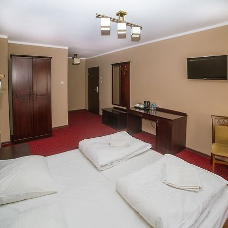 Hotel Grant Leszno  Exterior foto