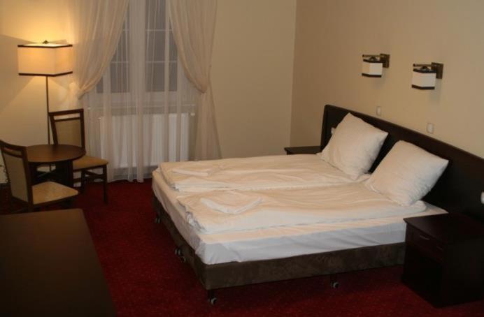 Hotel Grant Leszno  Habitación foto