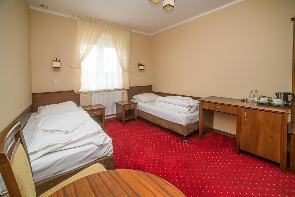 Hotel Grant Leszno  Exterior foto